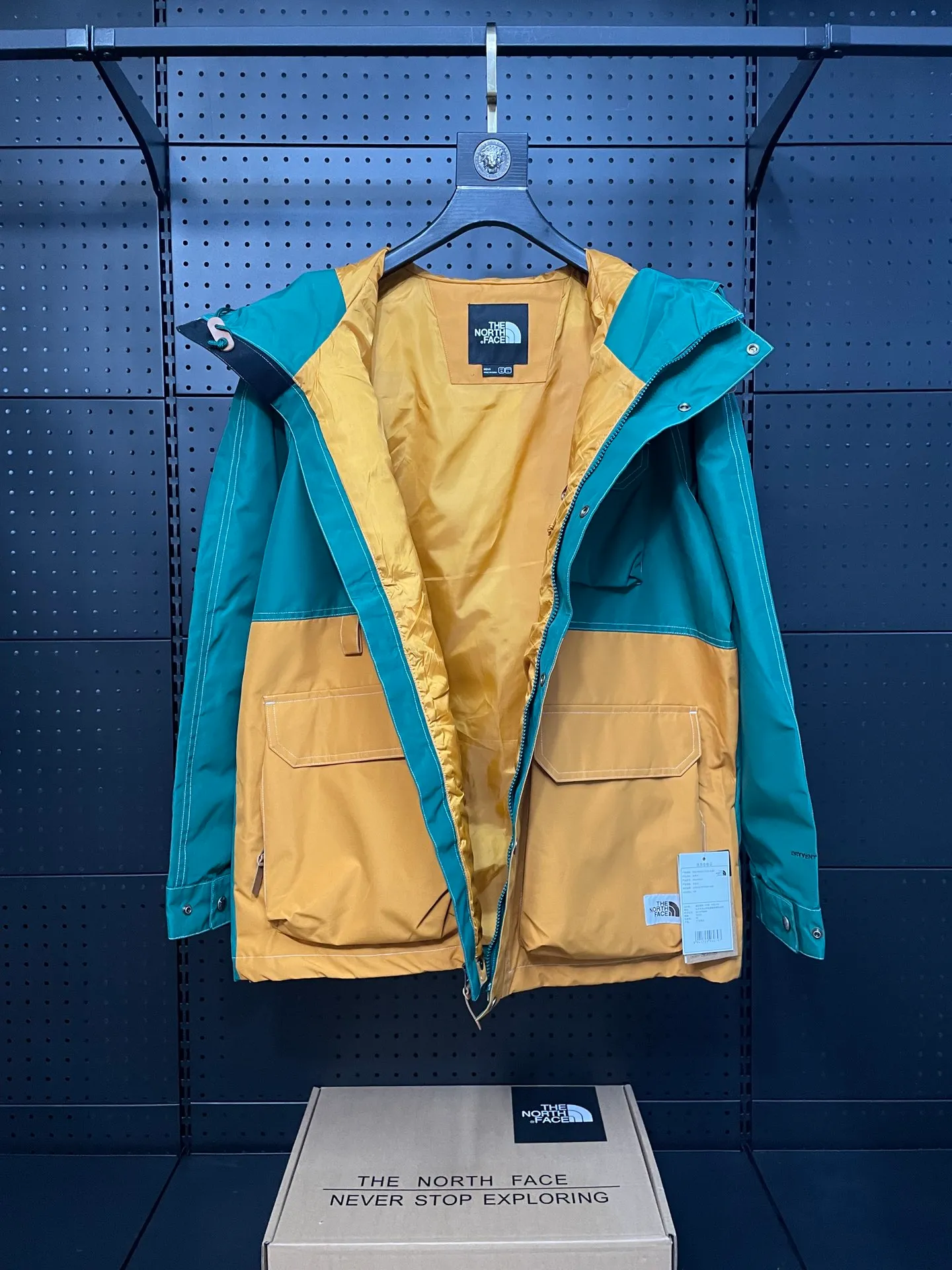 TNF ， ， 👇 ： 1、 ISO 90（ISO 4） ！ 2、 ： 2L Gore-tex ， ， ， ， Breathable 。 3、 ： 330 ， ， 。 。 4、 ： ZP。 ， ， 5、 ： YKK ， 10 ， ， 6、 ， zp ， ！ :Yellow Black Size:XS-XXL